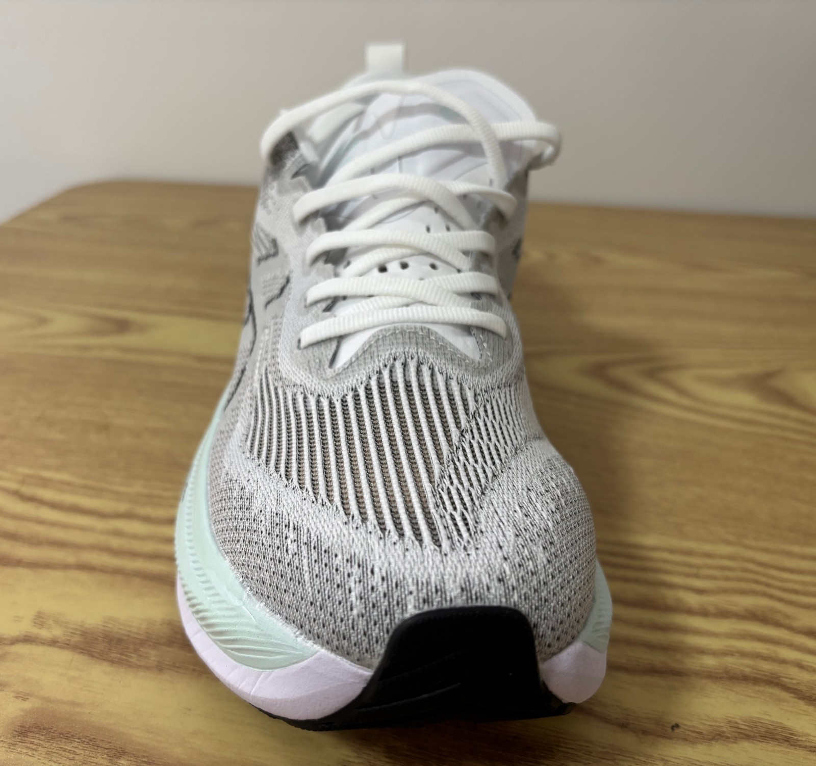 Asics Superblast 2 Men Shoe Running Sneaker White Cool Grey US 11 No Box