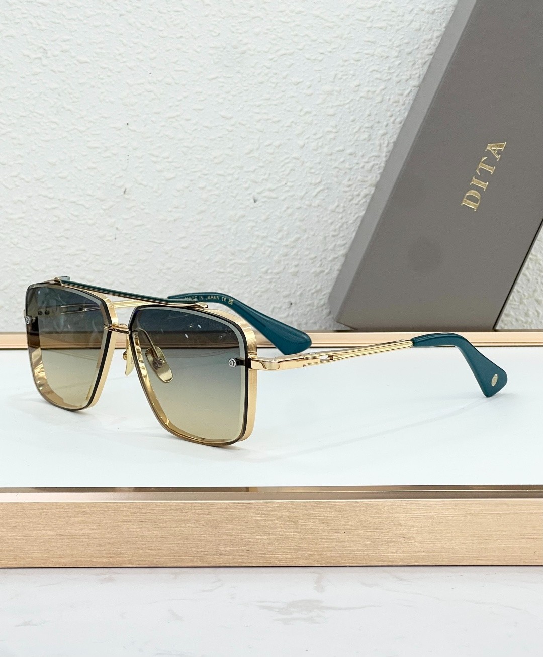 DITA MODEL：DTS121-62-01-Z SUNGLASSES SIZE：62-12-130 NEW.