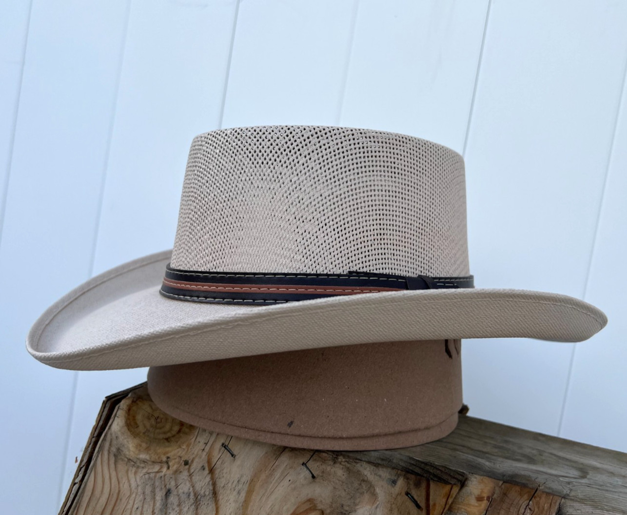 SAND COLOR MEN’S PANAMA STYLE SUMMER HAT LIGHT WEIGHT BEACH OR GOLF STYLE HAT