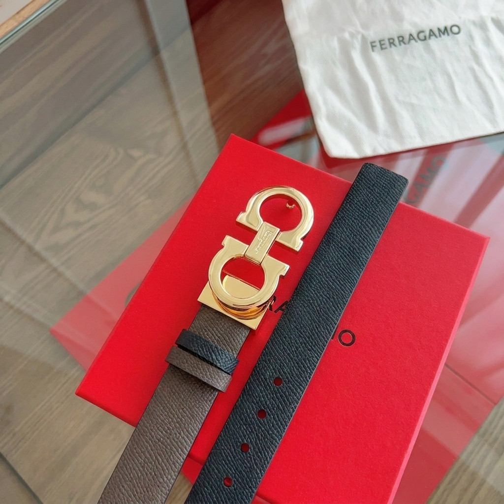 Salvatore Ferragamo Gancini Reversible Leather Belt