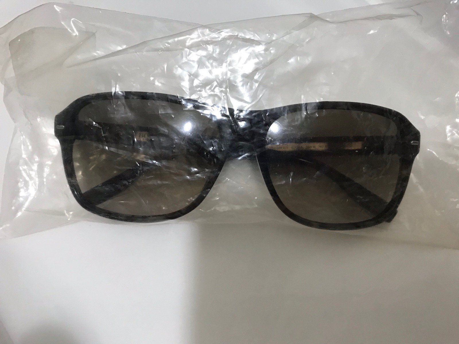 Hugo Boss beautiful luxury sunglasses 0472/S 9UUHA 59ㅁ16 140 NW$275