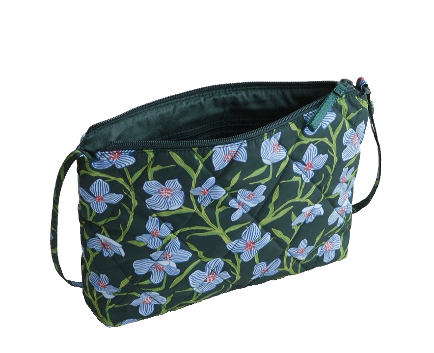 Vera Bradley NWT Large Hipster Crossbody in Ultralight CHARLOTTE STEMS Green