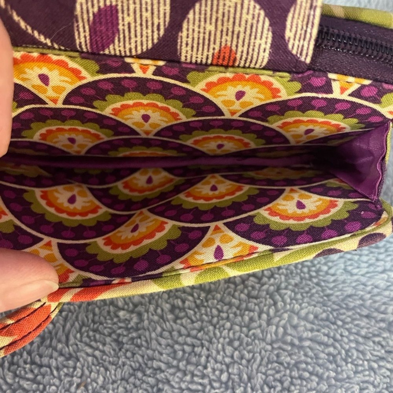 Vera Bradley Plum Crazy Smartphone Wristlet-Cotton Quilted-Retired