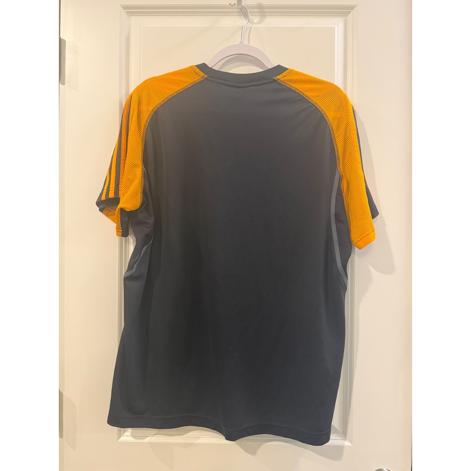 Adidas Response Men Large Charcoal Grey Orange 3-Stripe Performance Mesh T-Shirt