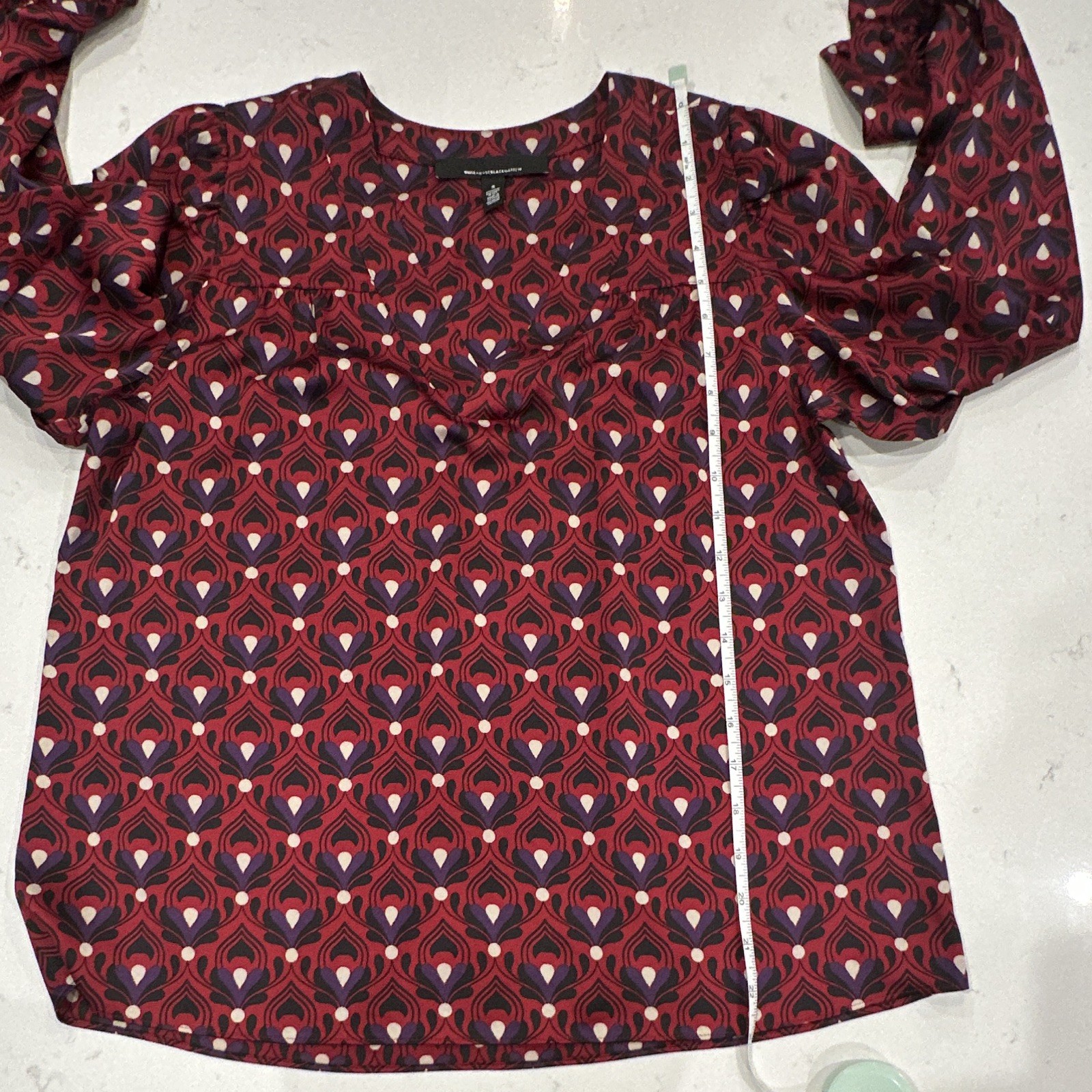 White House Black Market Women’s S Geometric Round Neck Puff Sleeve Blouse