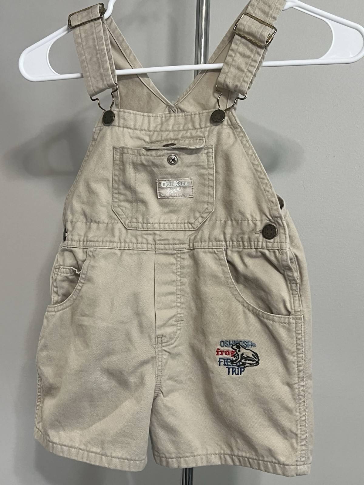 1990s Vintage Oshkosh B’Gosh Frog Field Trip Embroidered Shortalls Youth Sz 4T