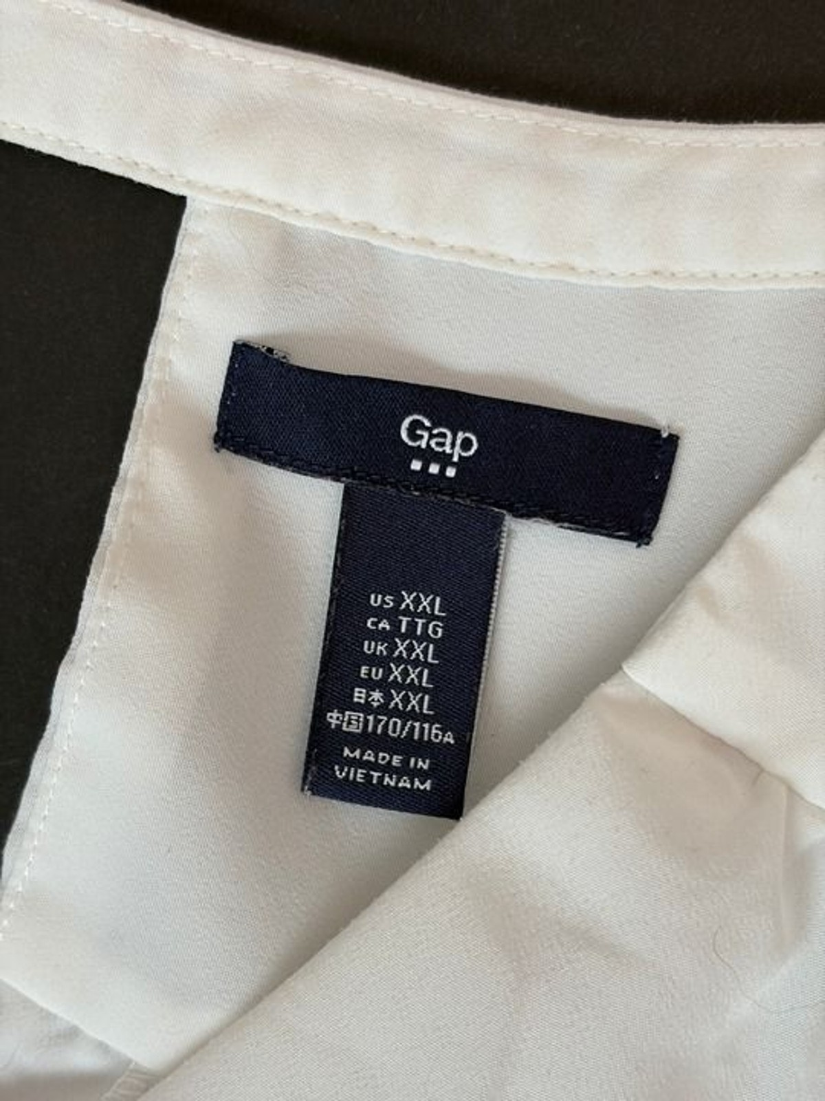Gap White Sleeveless Top Cutout Back V-Neck Blouse Size XXL Minimalist Boho Chic