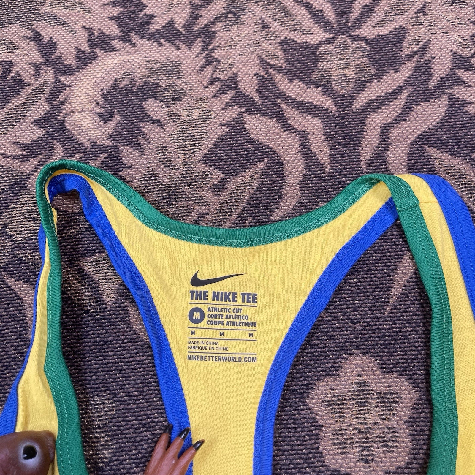 Women’s Nike Yellow Brazil Brasil Soccer Crest Tank Top Size Medium New