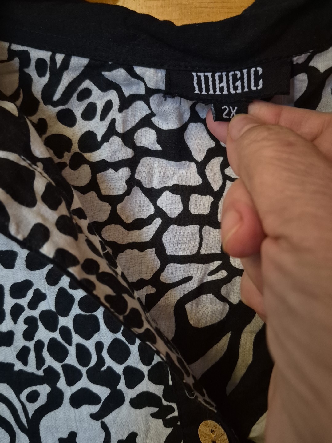 Magic Women’s Cotton Summer Top Long Blouse Black & White Size 2X NWOT