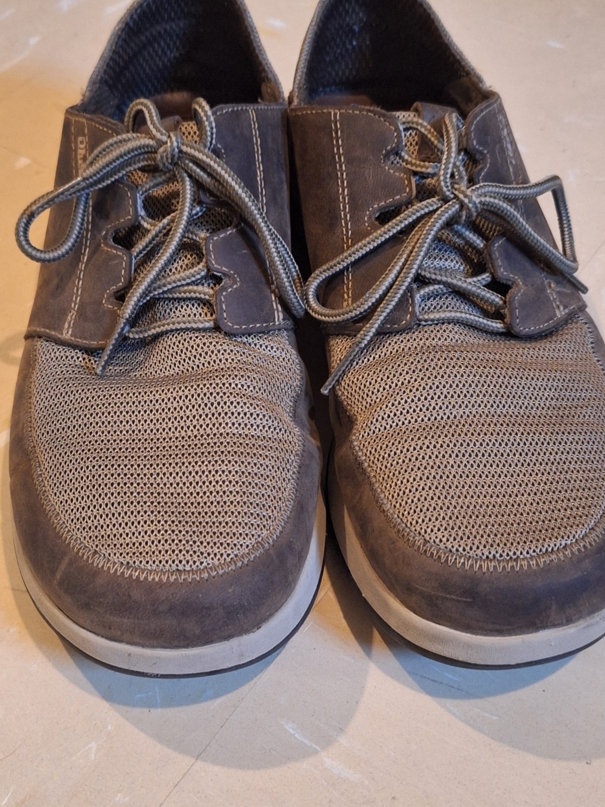 Olukai Makia Lace Leather Mesh Mens Sz 10.5 Boat Shoes Clay Kona Brown 10