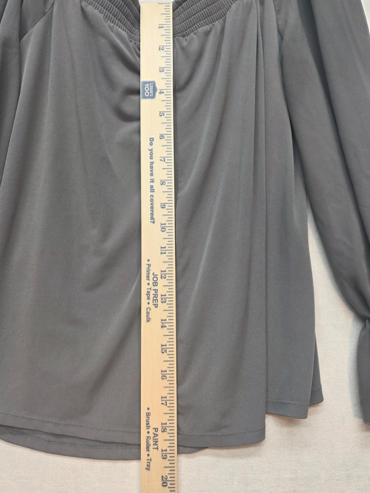 Torrid Studio Knit Off Shoulder Blouse Gray Smocked Top Chiffon Ruffle Sleeve 00