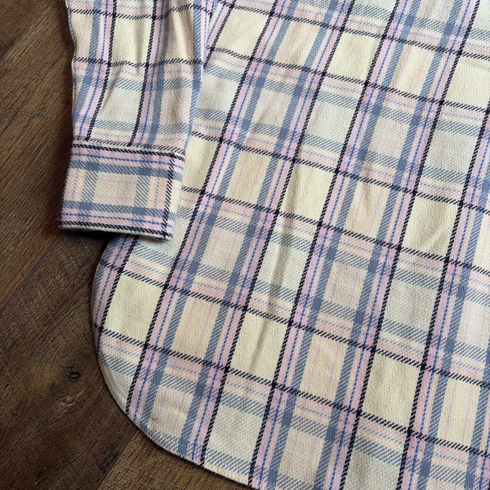 J Crew | 100% Cotton ‘Relaxed Fit’ Blue & Pink Plaid Pearl Snap Oversize Flannel