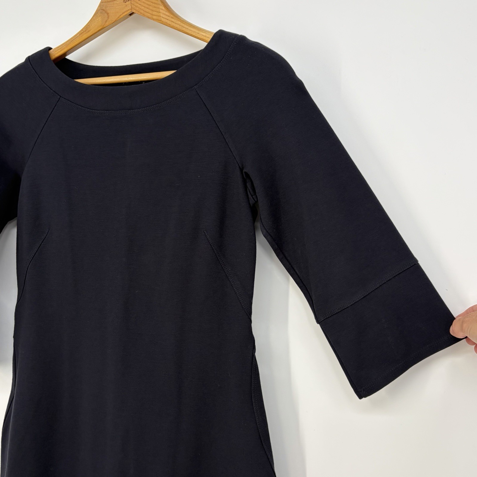 Theory Shift Dress 6 Navy 3/4 Sleeve Fitted Boatneck Timeless Career Capsule