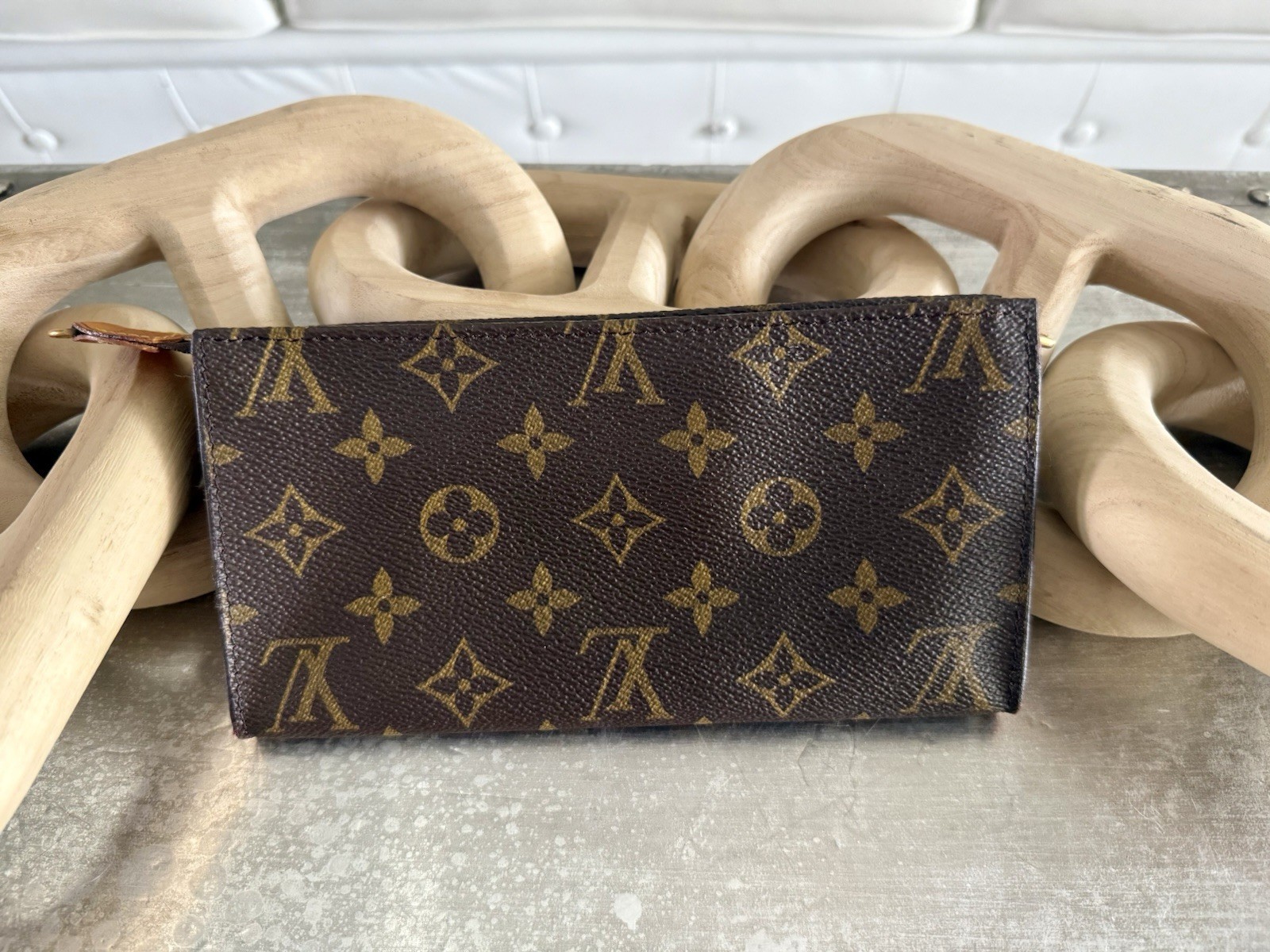 Vintage Louis Vuitton Brown Monogram Canvas Cosmetic Pouch – Authentic France