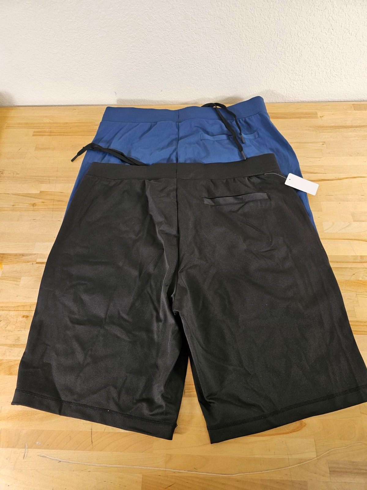 L / LARGE – BLUE / BLACK – Men’s 2-Pack 32 Degrees Cool Performance Shorts