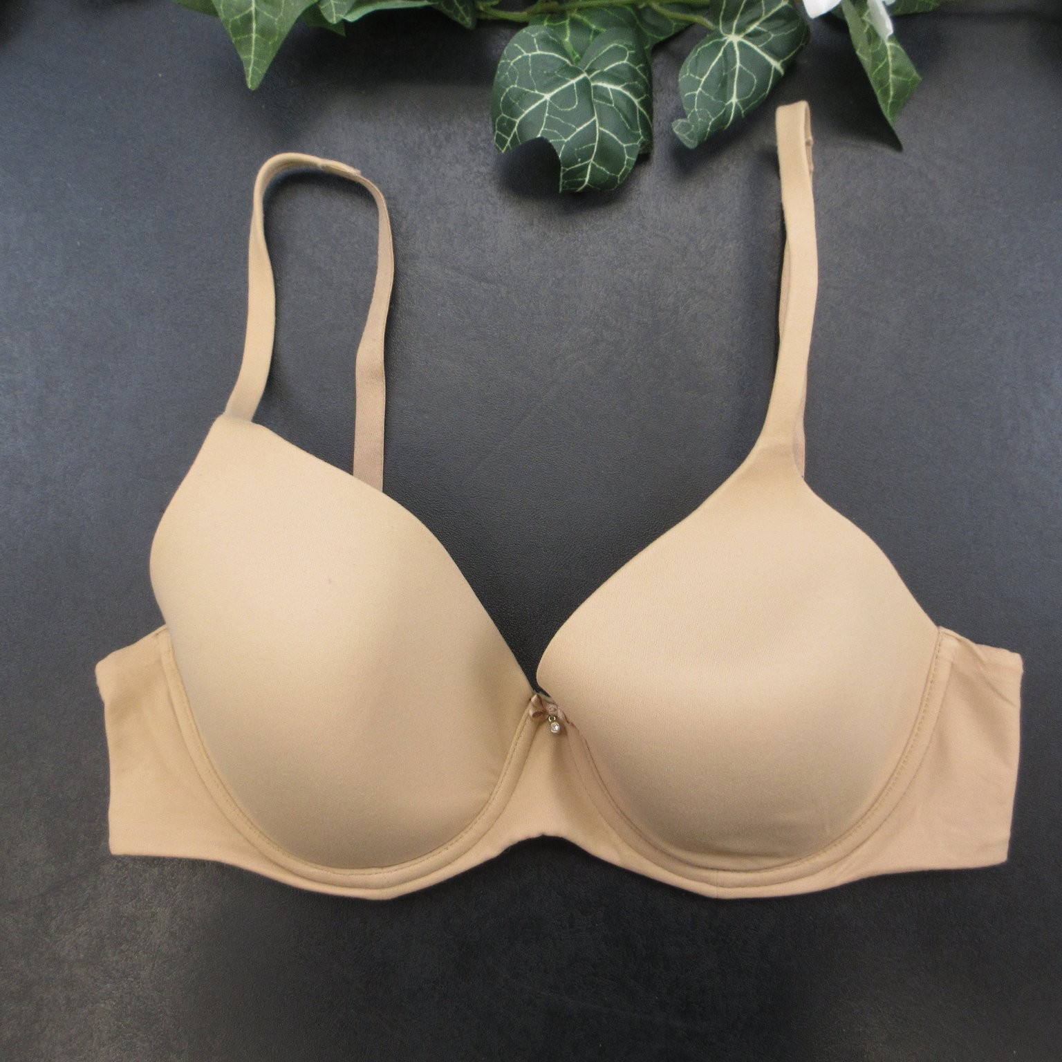 Soma Women’s 34D Nude Full Coverage Padded Underwire Bra Nylon Spandex