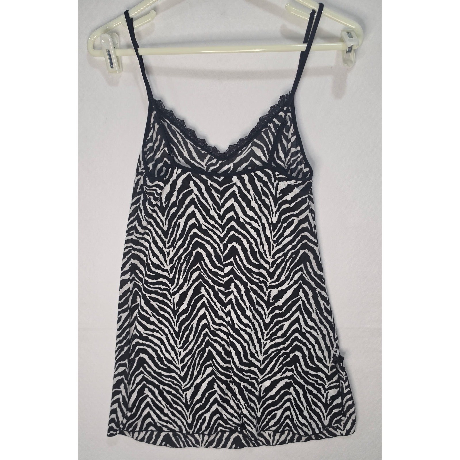Secret Treasures Zebra Print Chemise Nightgown Lace Trim Side Slits Size Medium
