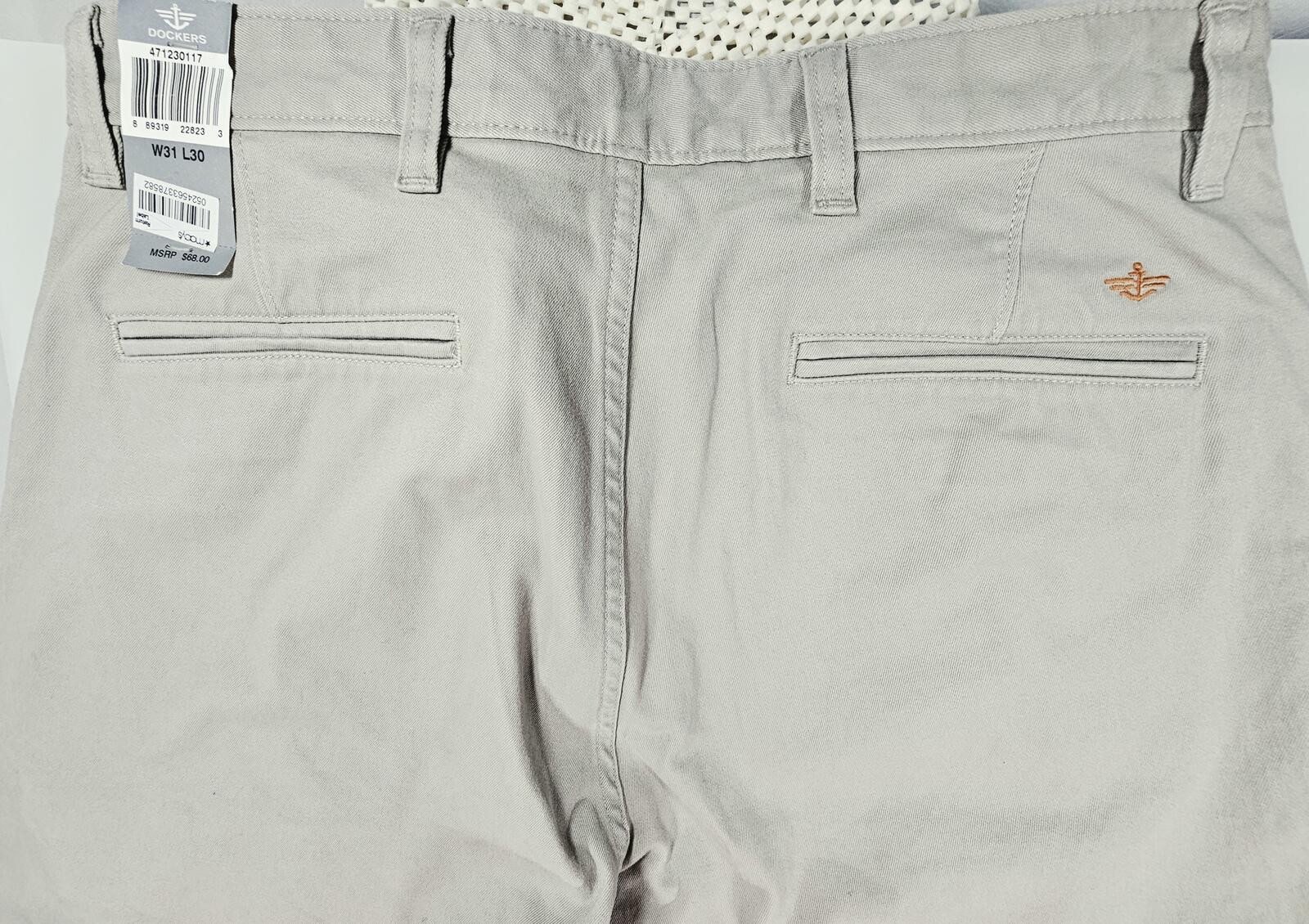 Dockers Alpha Khaki Athletic Fit Pants. Size 31 x 30