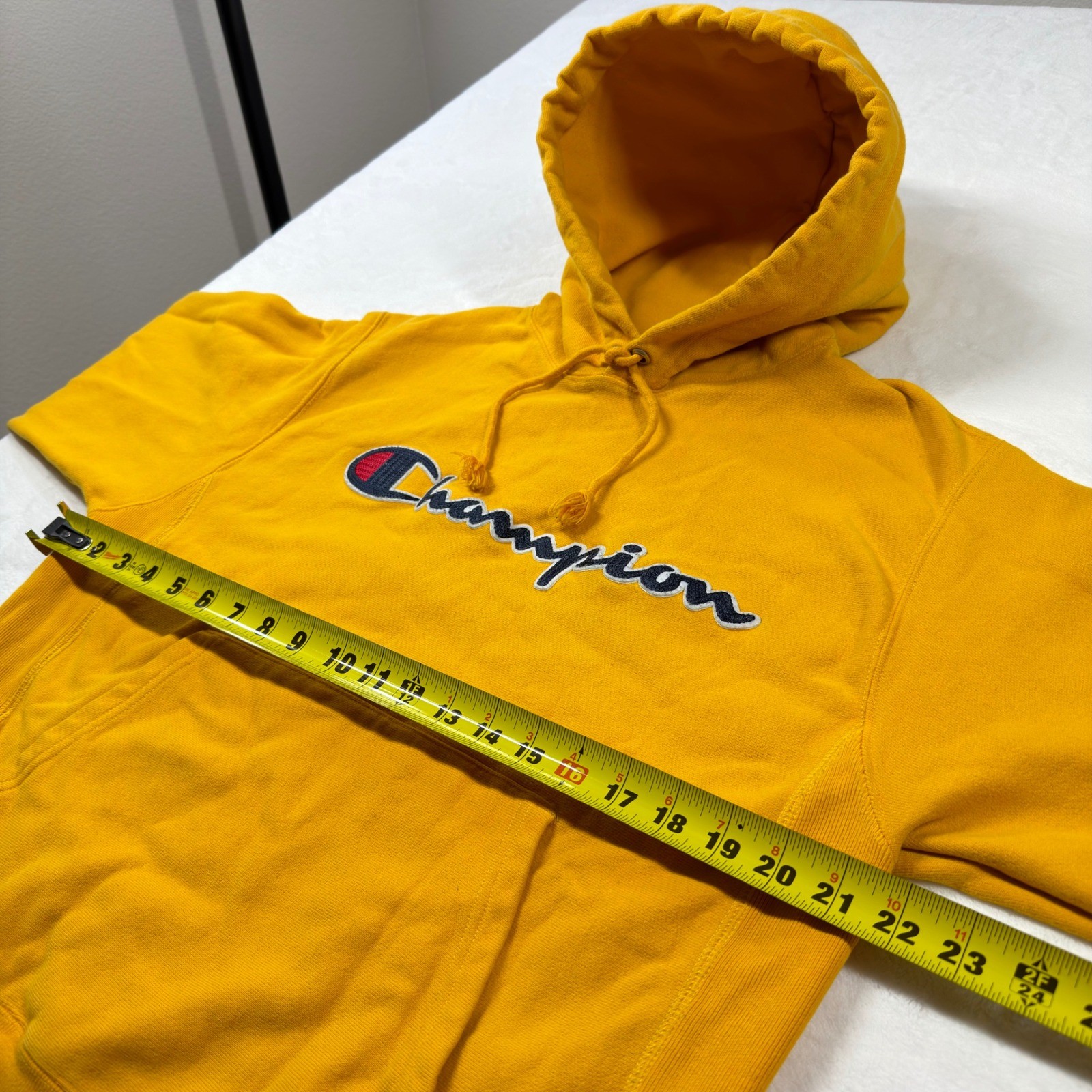 Champion Reverse Weave Hoodie Mens Medium Gold Yellow Good Script Logo GF68 BYC