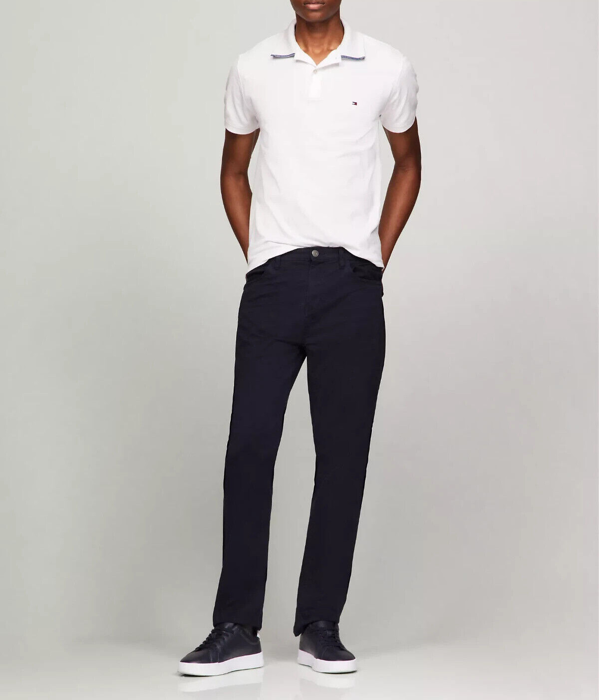 NWT Tommy Hilfiger Men’s Stretch Twill Straight Fit Pants Slimmer Hip and Thing