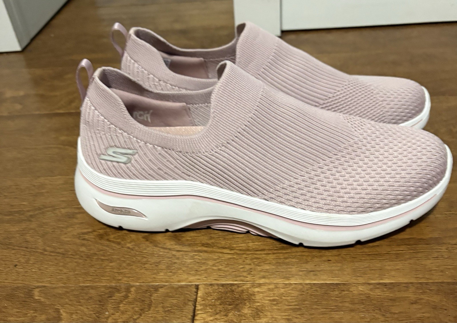 SKECHERS Arch Fit Air-Cooled Slip-On Knit Cushioned Walking Sneaker Pink