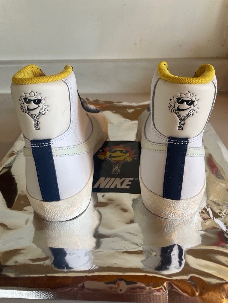 Nike – Men’s Blazer Mid UV Reactive Swoosh Sneakers White/Blue/Yellow