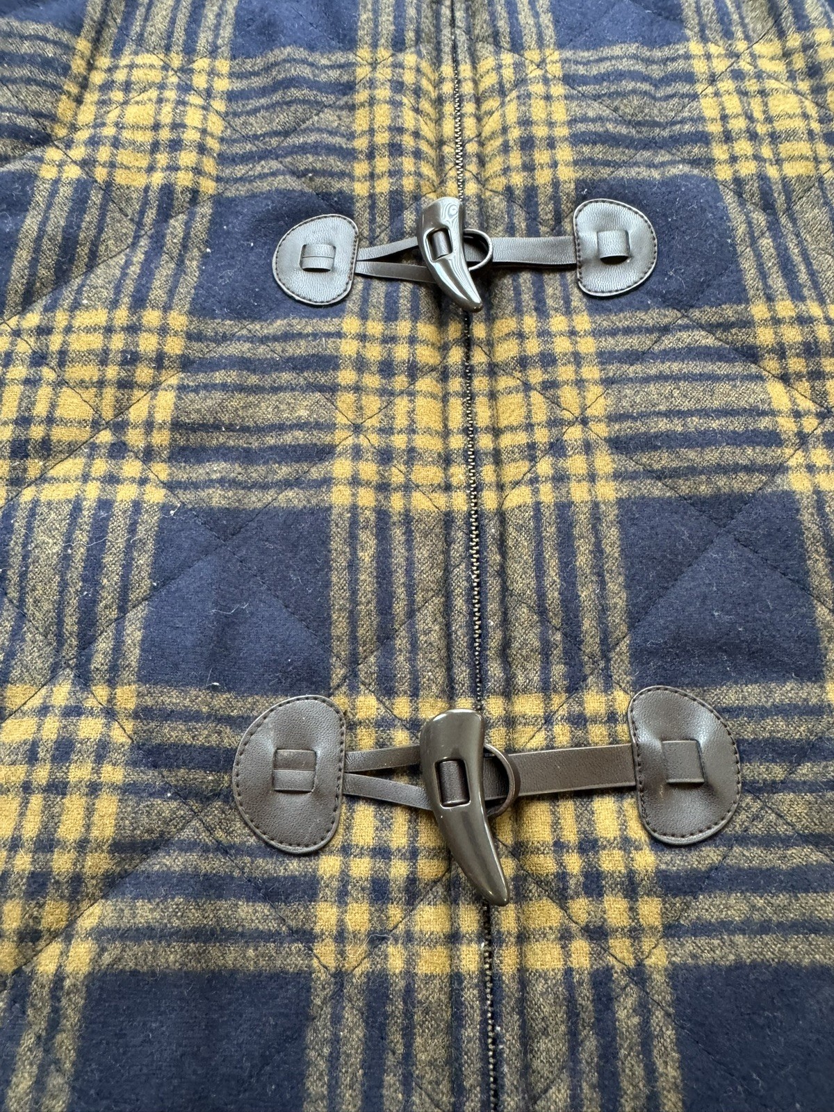 Pendleton Quilted Wool Vest Hood Blue Gold Plaid Medium Aztec Button
