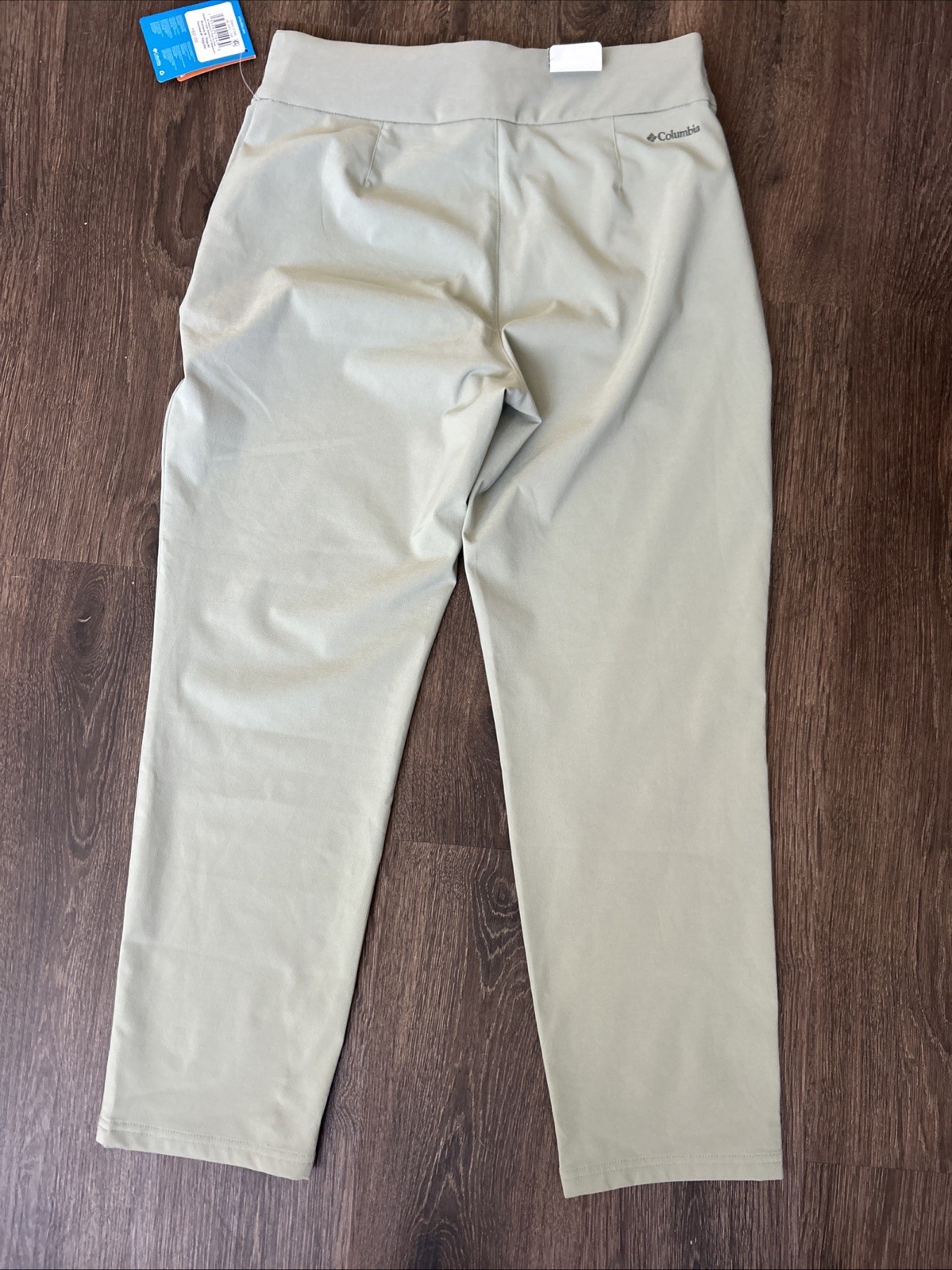 NEW Columbia All Seasons Pant Womens Medium Light Sea Green Crop Omni-Shade $60