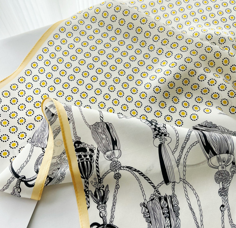 100% Mulberry Silk Scarf Women 26” Square Neckerchief White chain Print Wrap
