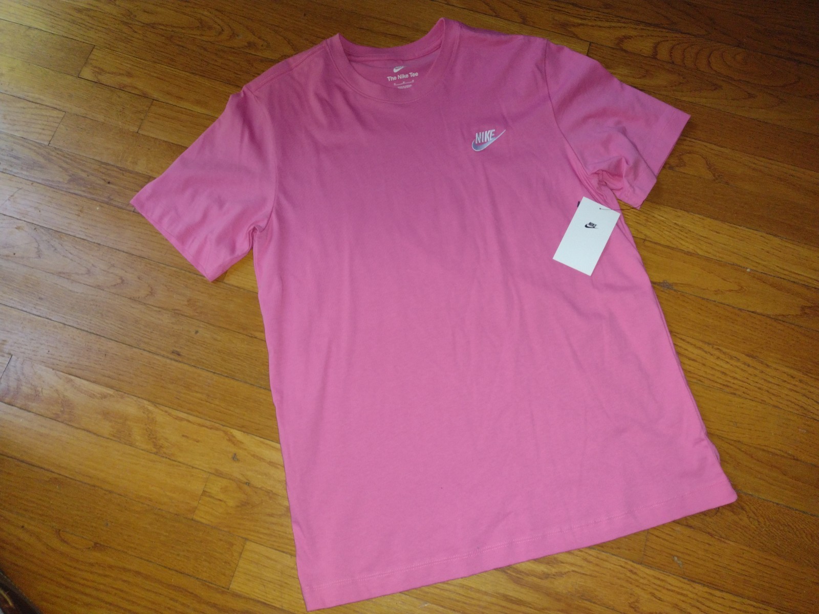 NWT, Nike Men’s 100% Cotton Embroidered T-Shirt Style #AR4997-684