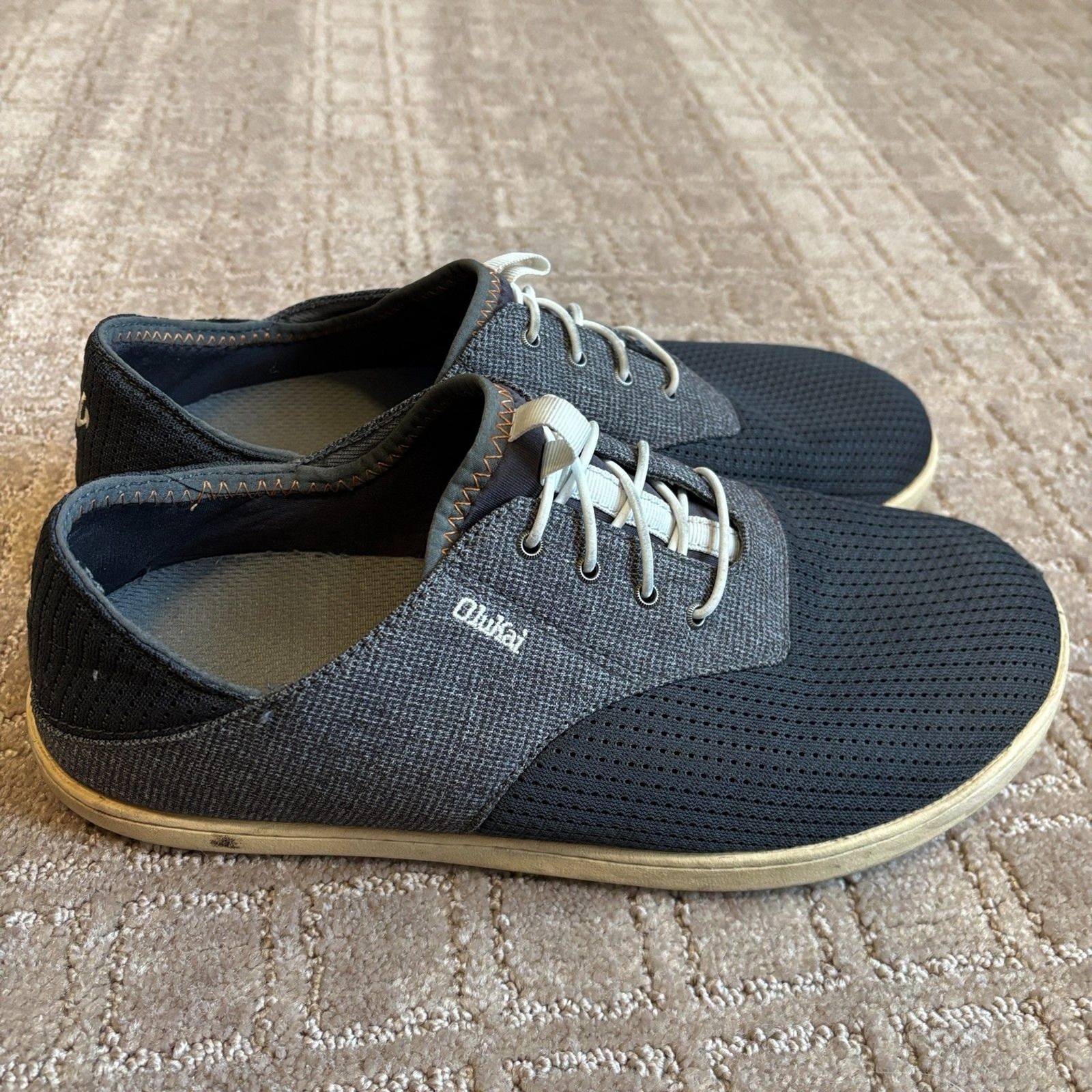 OluKai Nohea Moku Slip On Boat Shoes Mens 9 Drop Heel Land Water Casual No Tie