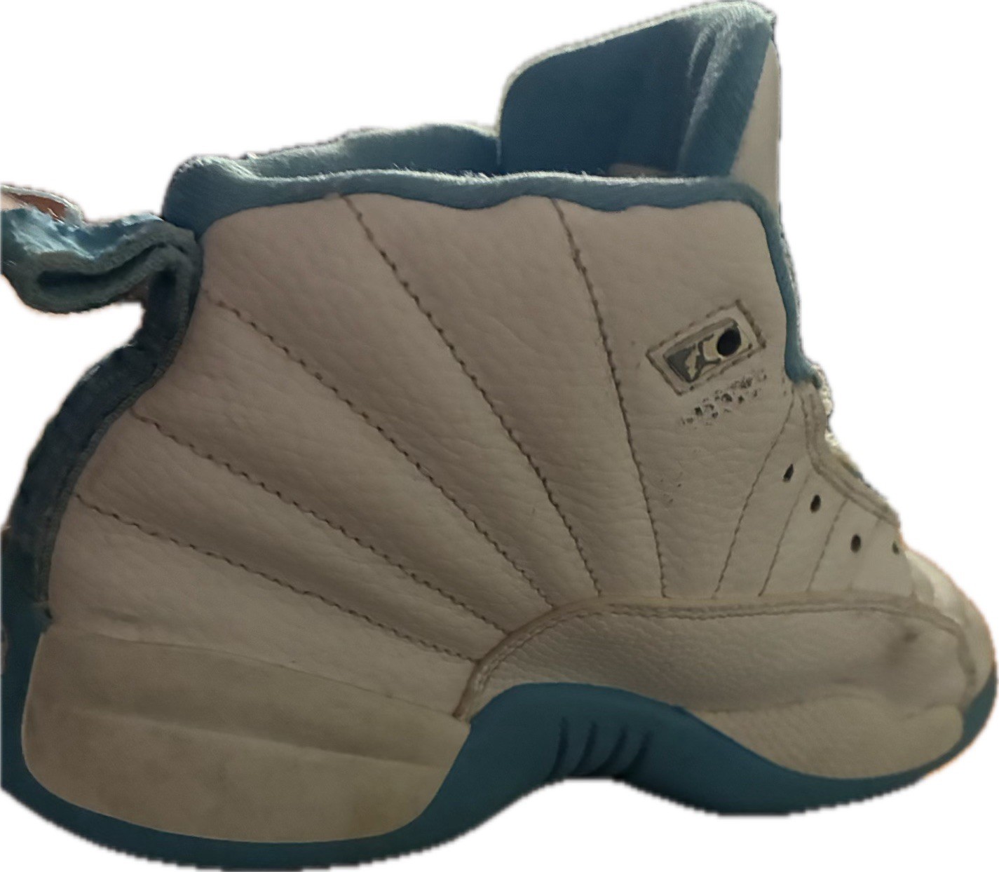 Air Jordan 12 Mid-Top Sneakers Youth Pre-Owned Autographed by Carmelo Anthony