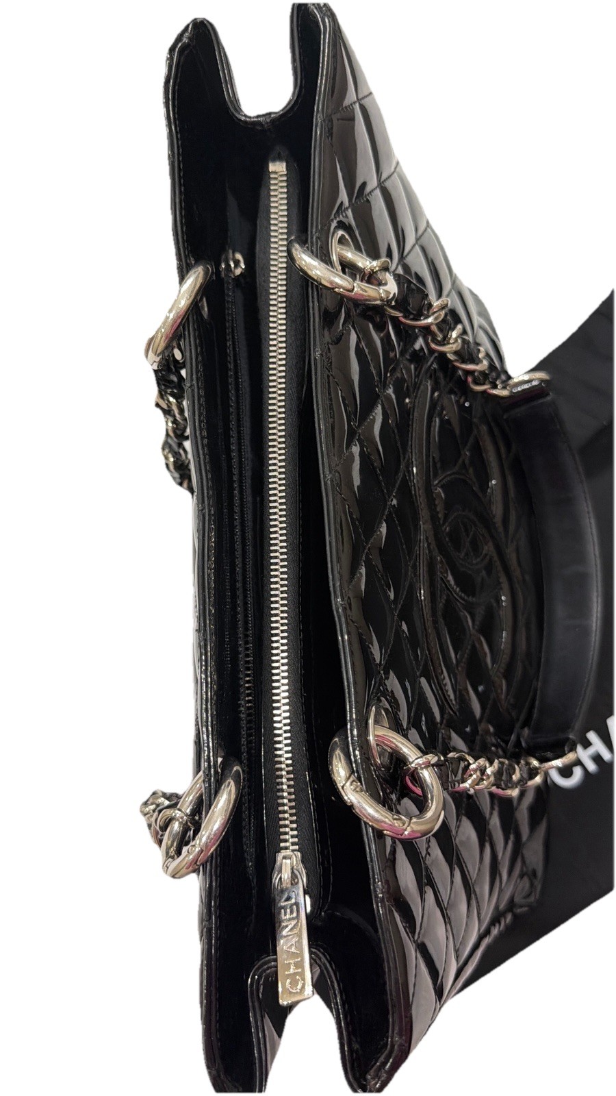 💎✨CHANEL Entrupy Authenticated 💎✨ Black Patent Leather Quilted CC Tote Bag