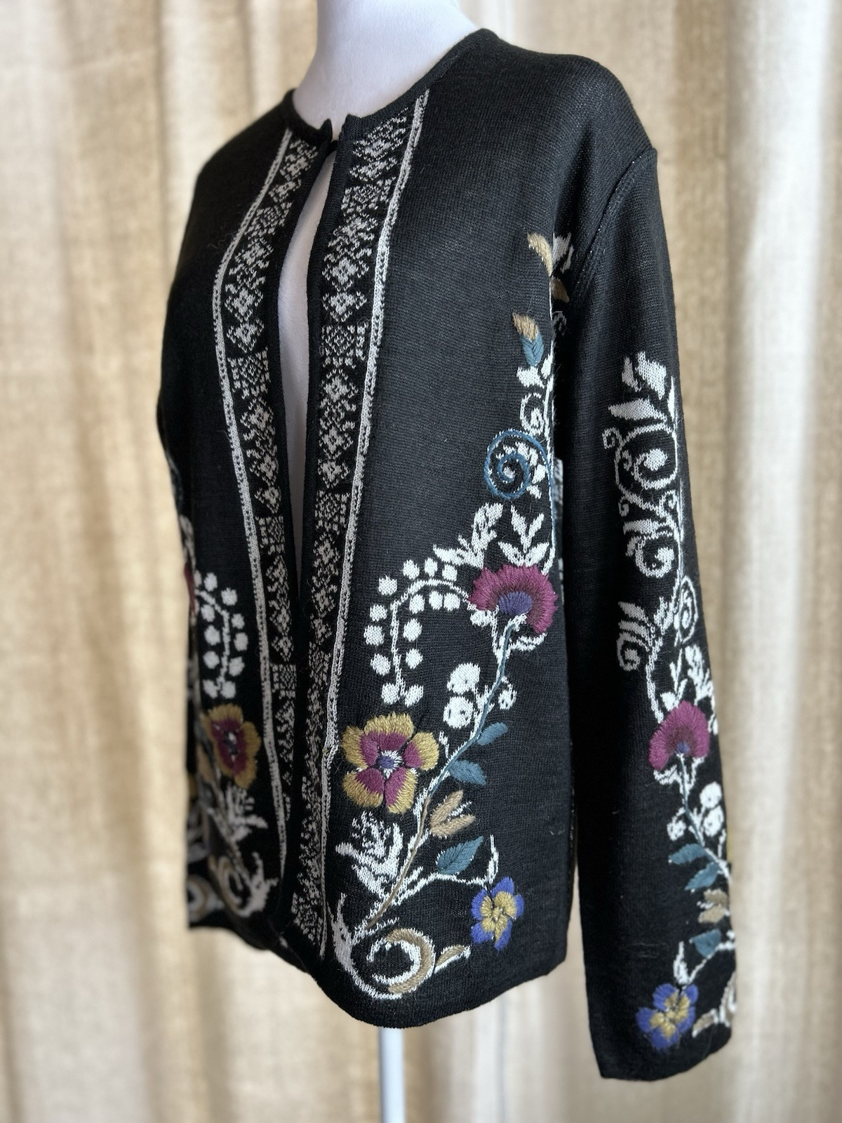 Simply Natural Alpaca Blend L/XL Floral Embroidered Cardigan Reversible NWOT