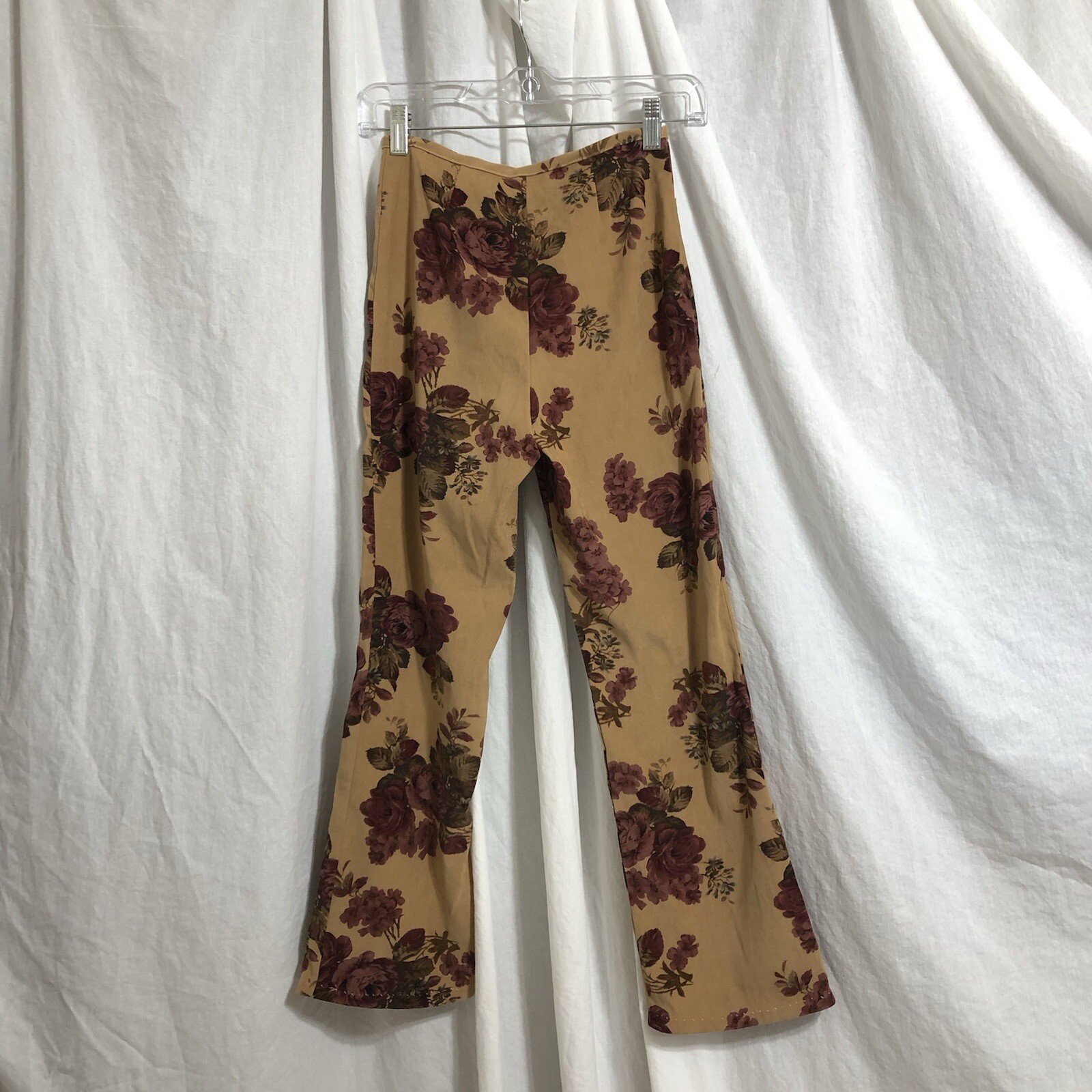 Vintage Pants – Amy Buyer Floral Pants