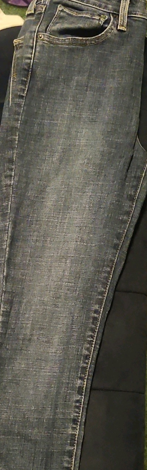 Levi’s 721 High Rise Skinny Slim Fit Medium Wash Blue Denim Jeans 5-Pocket