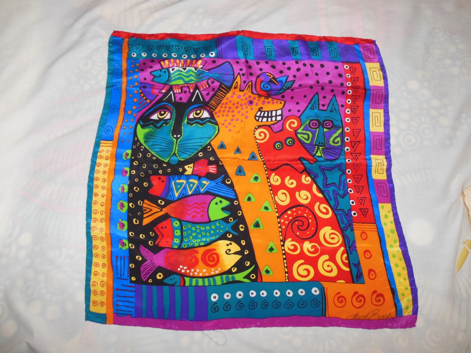 VINTAGE LAUREL BURCH 100% SILK CAT & FISH 21″ SQUARE SCARF