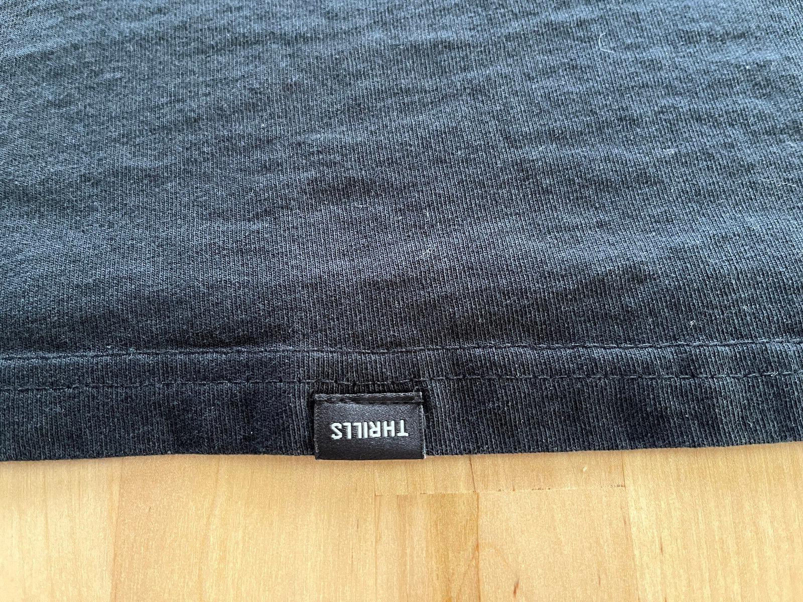 THRILLS Quality Work Wear Graphics BLACK Box Fit Tshirt – Men’s Sz M