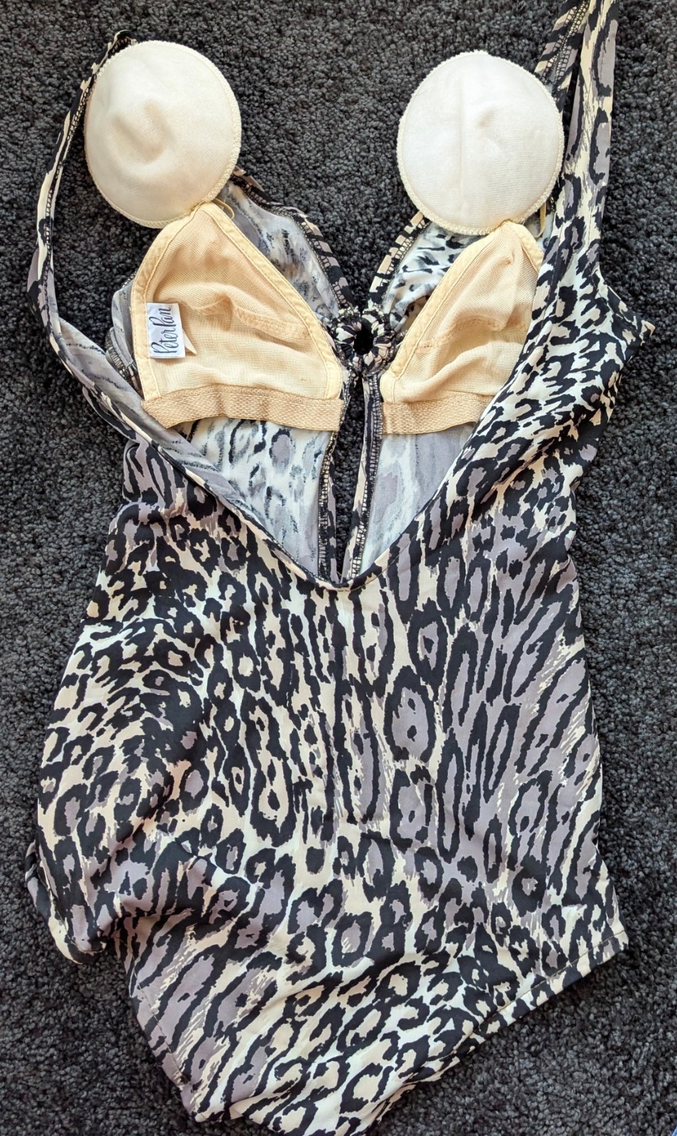 Vintage 1960s Peter Pan One Piece Leopard Animal Print Swimsuit 10/32 Cut Out