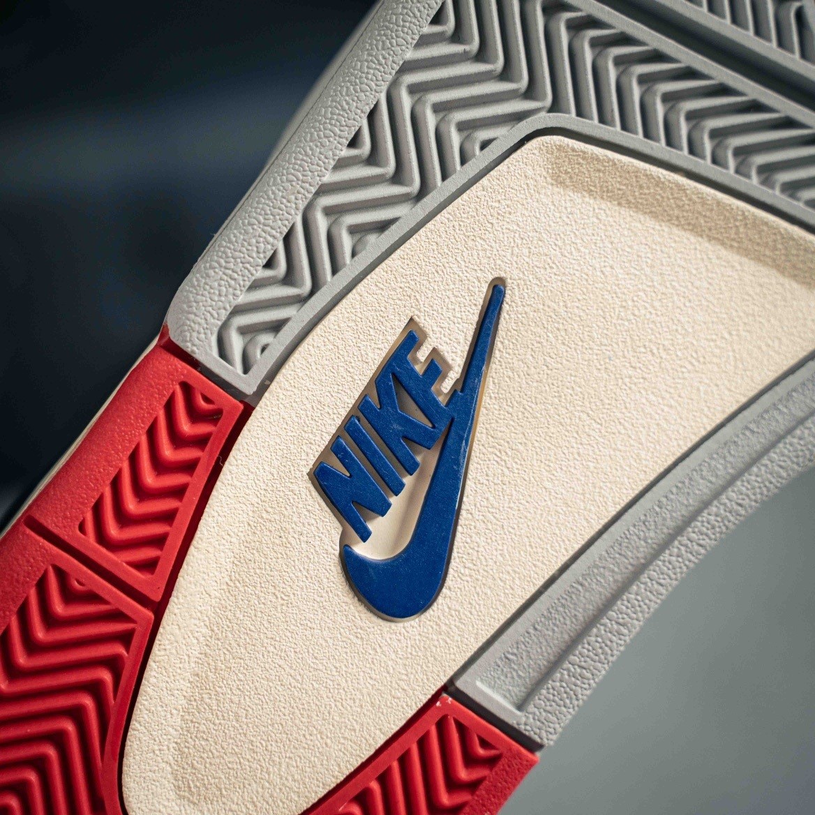 AJ 4 Retro Rare Air FV5029-003