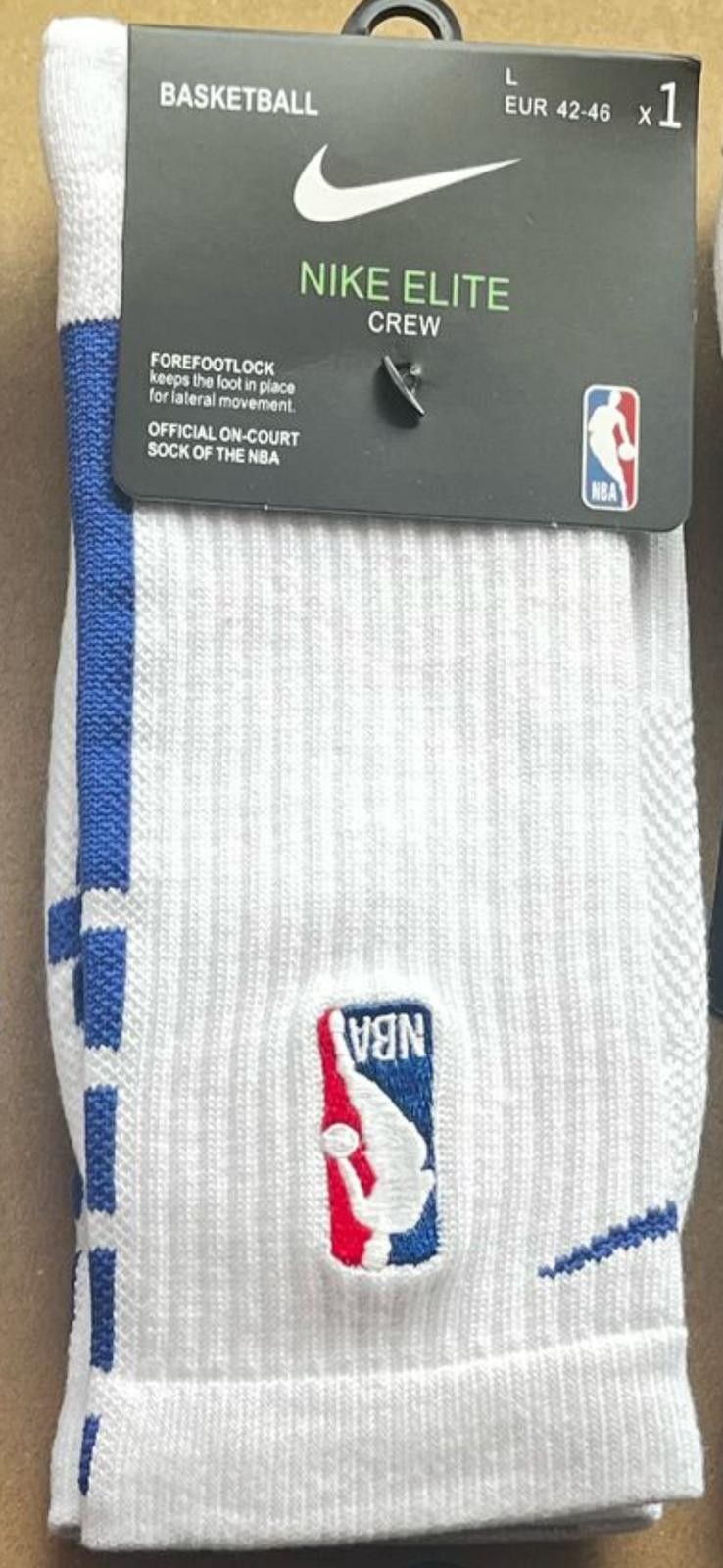 Nike NBA Authentics – White & Black – Knee Highs/Scrunchies