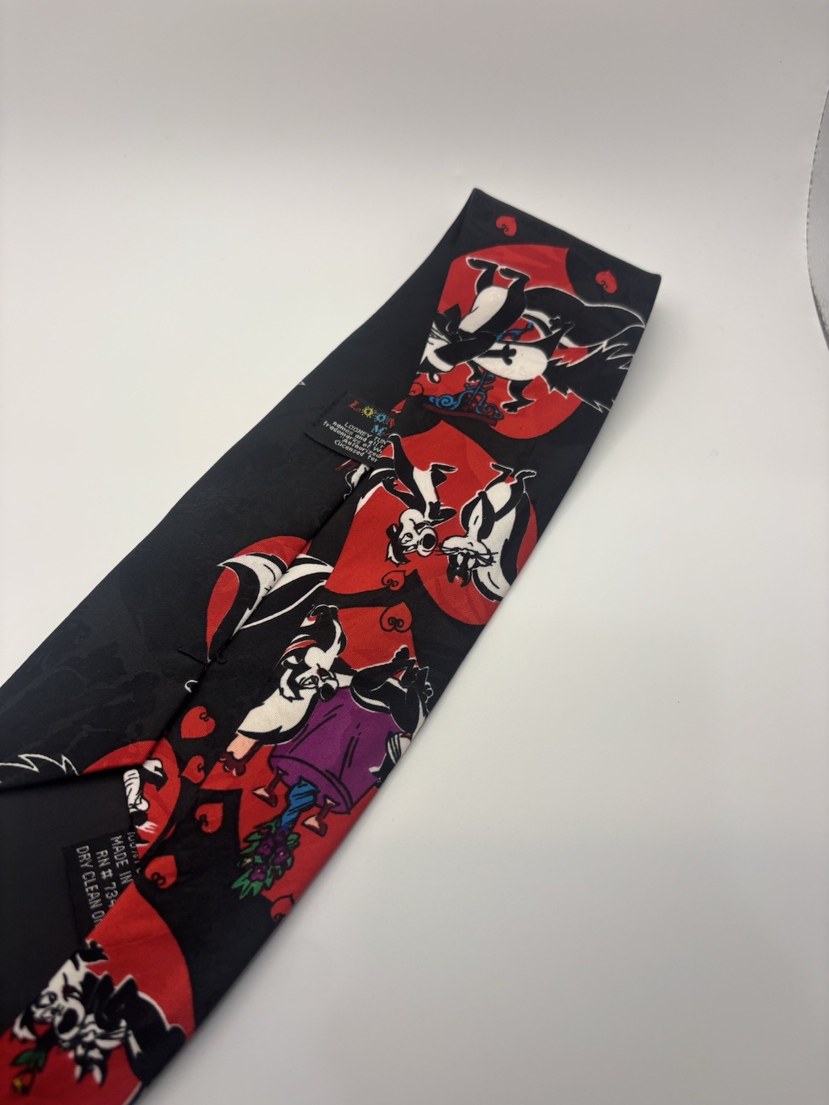 Vintage Looney Tunes Mania Pepe Le Pew Skunk Tie 1995 Hearts Valentines Day