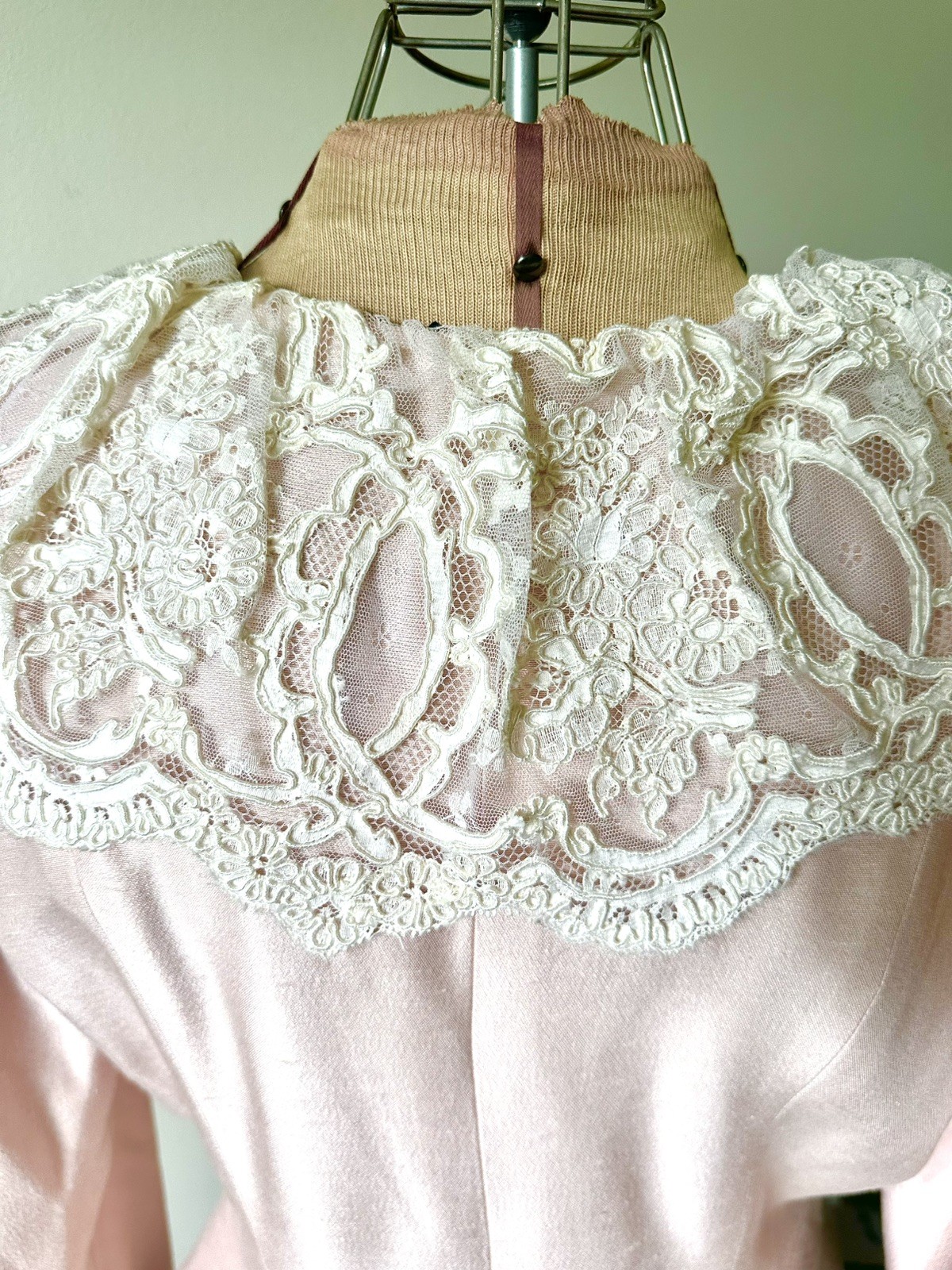 Vintage Victorian Revival Pink Jacket With Wide Lace Collar