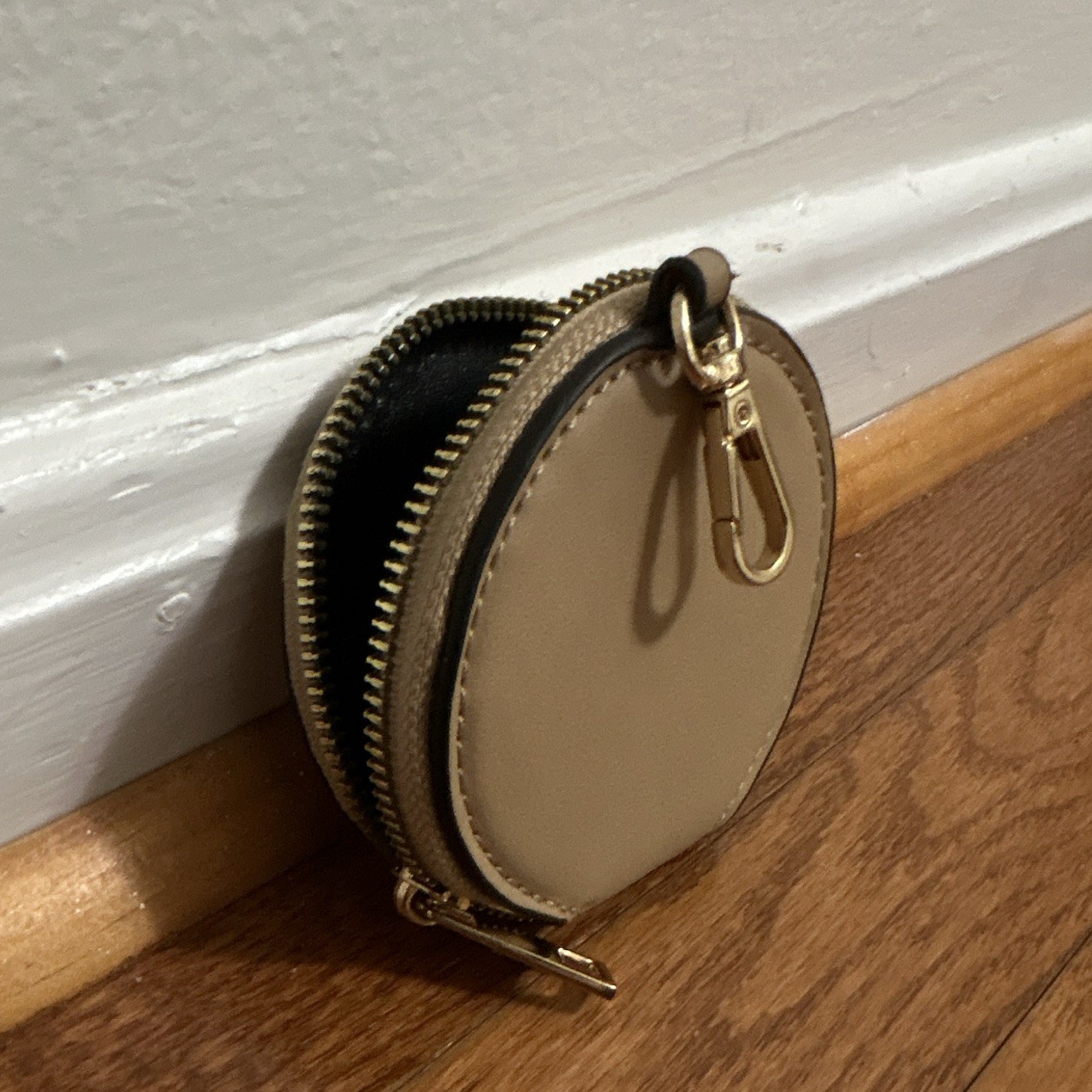 Beige Faux Leather Round Zip Coin Purse Key Chain Solid Women’s