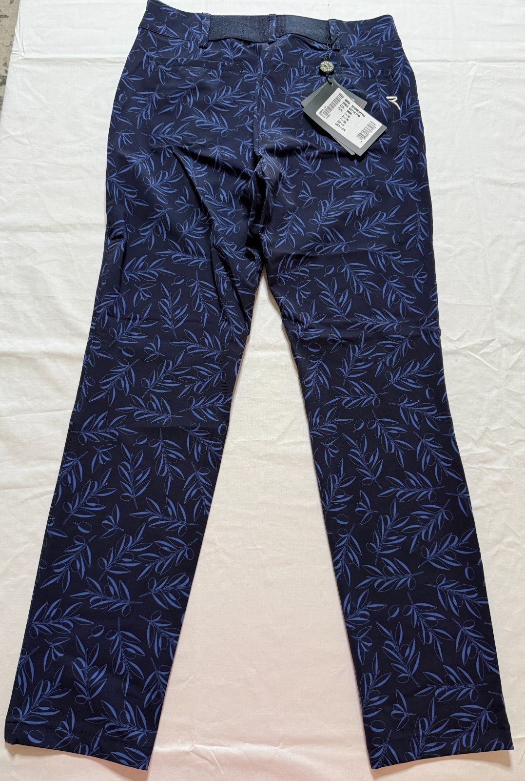 NWT WOMEN’S CHERVO GOLF PANTS – SIZE: 6 – BLUE W/ LEAF PRINT (A4.8)