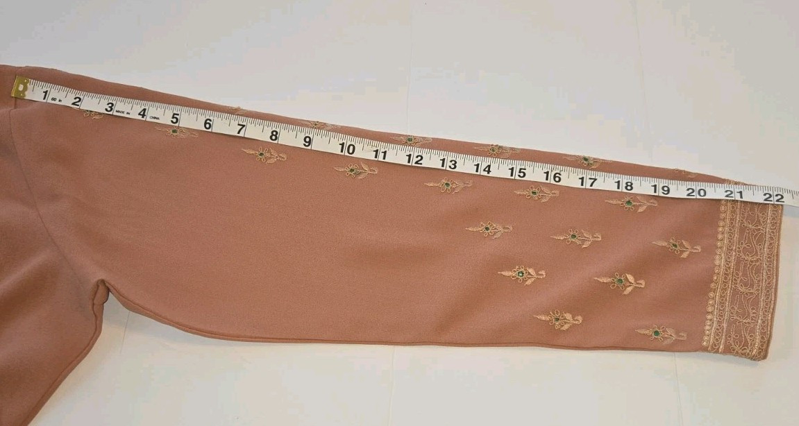 Peach Kurta Semi Sheer Size 38 Gota/Zari Embroidery • Emerald Detail • NWOT