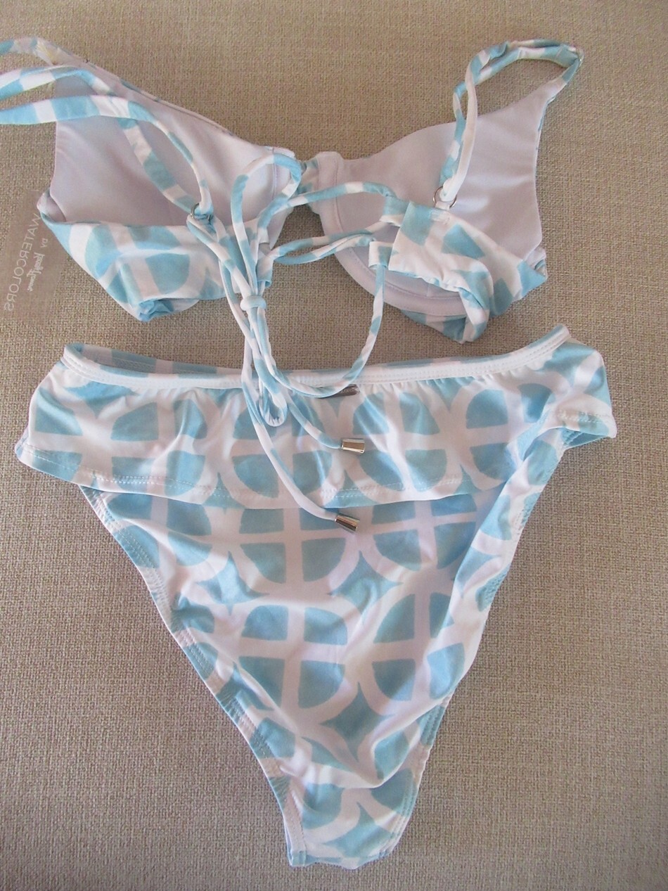 NEW Kenny Flowers The Maldives 2 Piece SET Bikini Size Medium