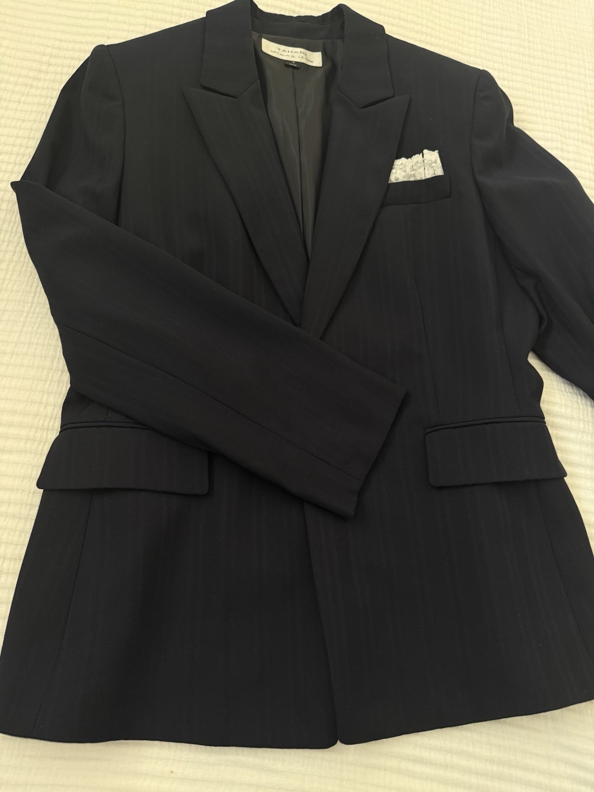 Tahari Arthur S. Levine Women’s Black Pinstripe Blazer 12 One-Button Lined