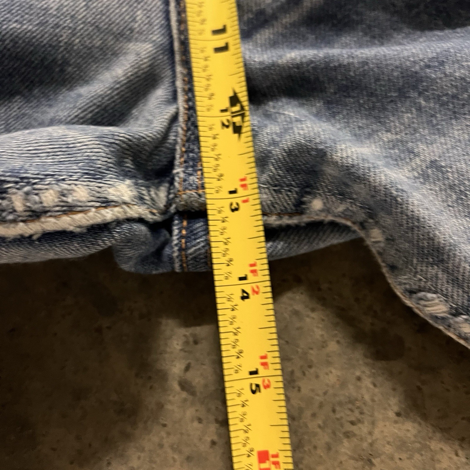 Vintage Levi’s 501XX Jeans 38×33 Made in USA Button Fly Straight Light Denim