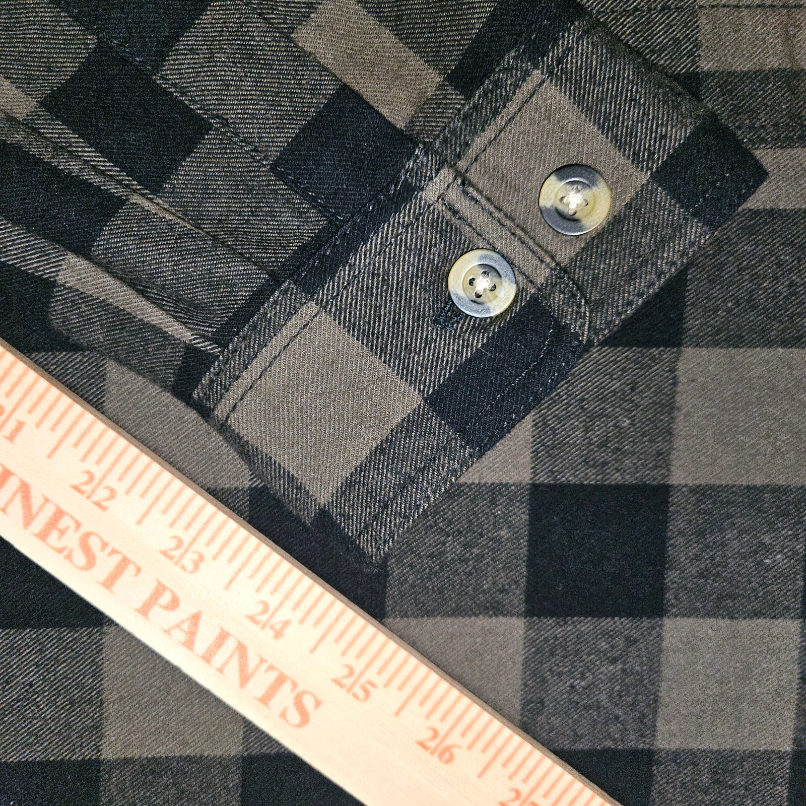 GENUINE EDDIE BAUER XL FLANNEL BROWN BLACK BUFFALO PLAID WORKWEAR FOREMAN FIT PO